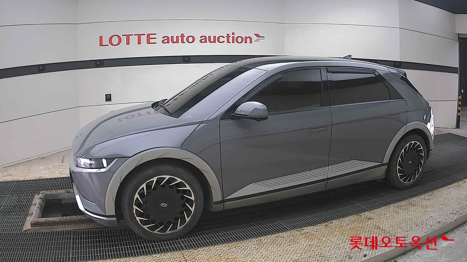 Hyundai Ioniq 5 2022 - Image 12