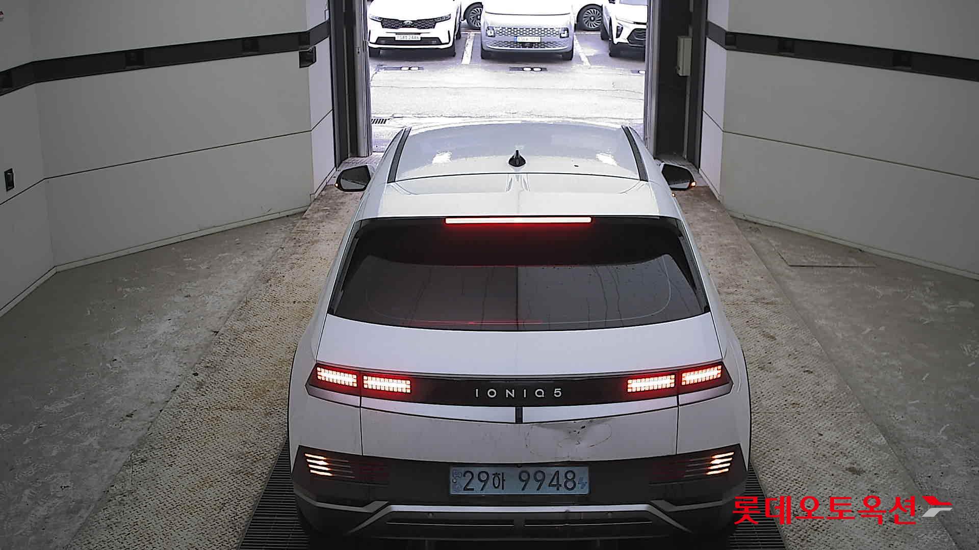 Hyundai IONIQ 5 2022 Atlas White из Кореи, фото 5