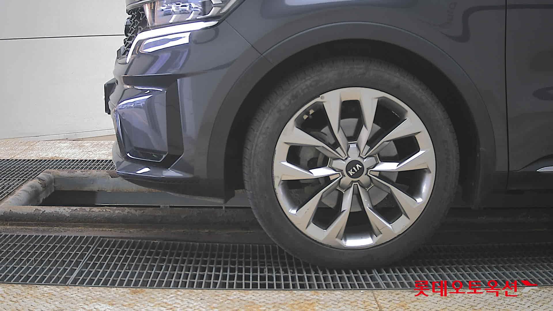 Kia Sorento 2021 - Image 25