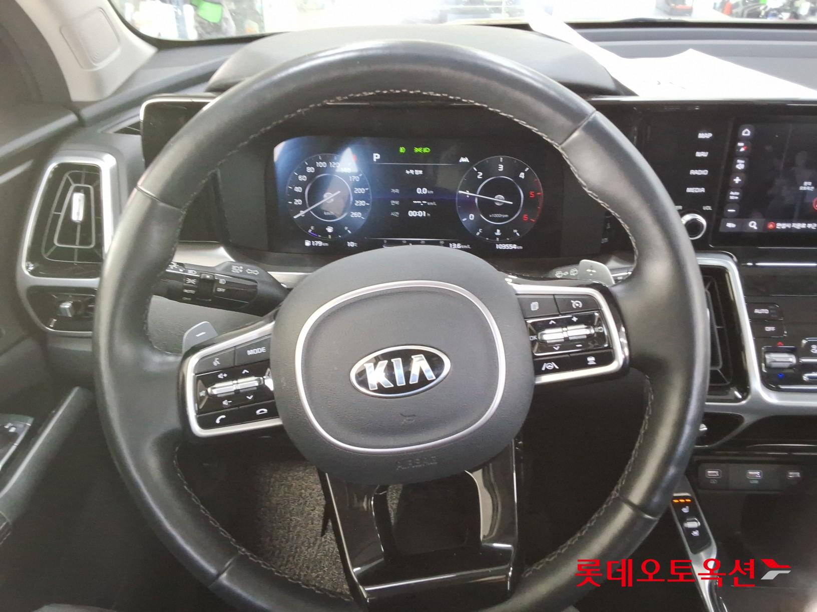 Kia Sorento 2021 - Image 30
