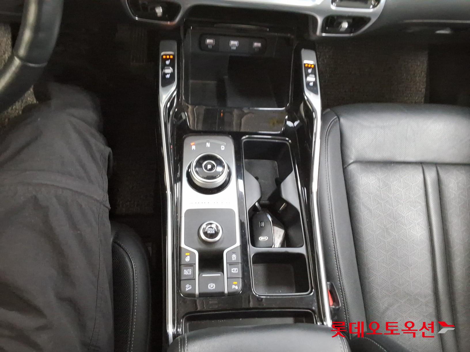 Kia Sorento 2021 - Image 32