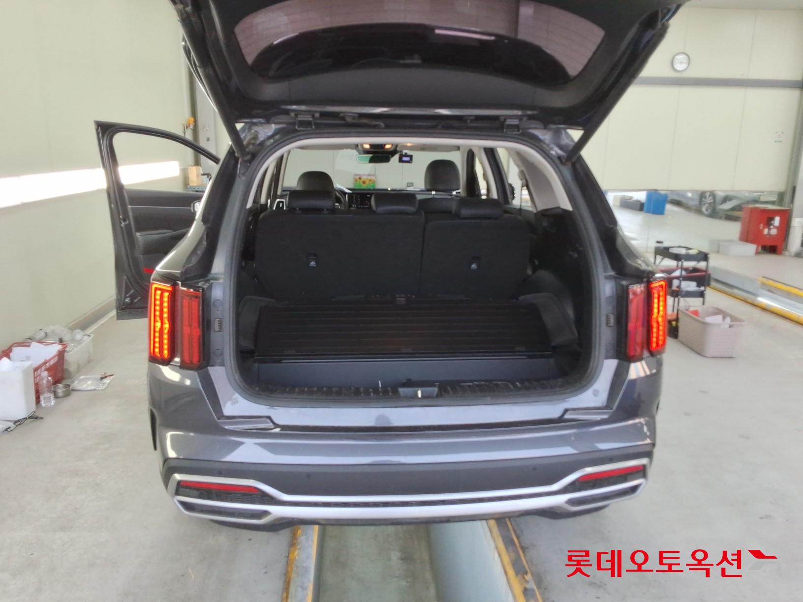 Kia Sorento 2021 - Image 9