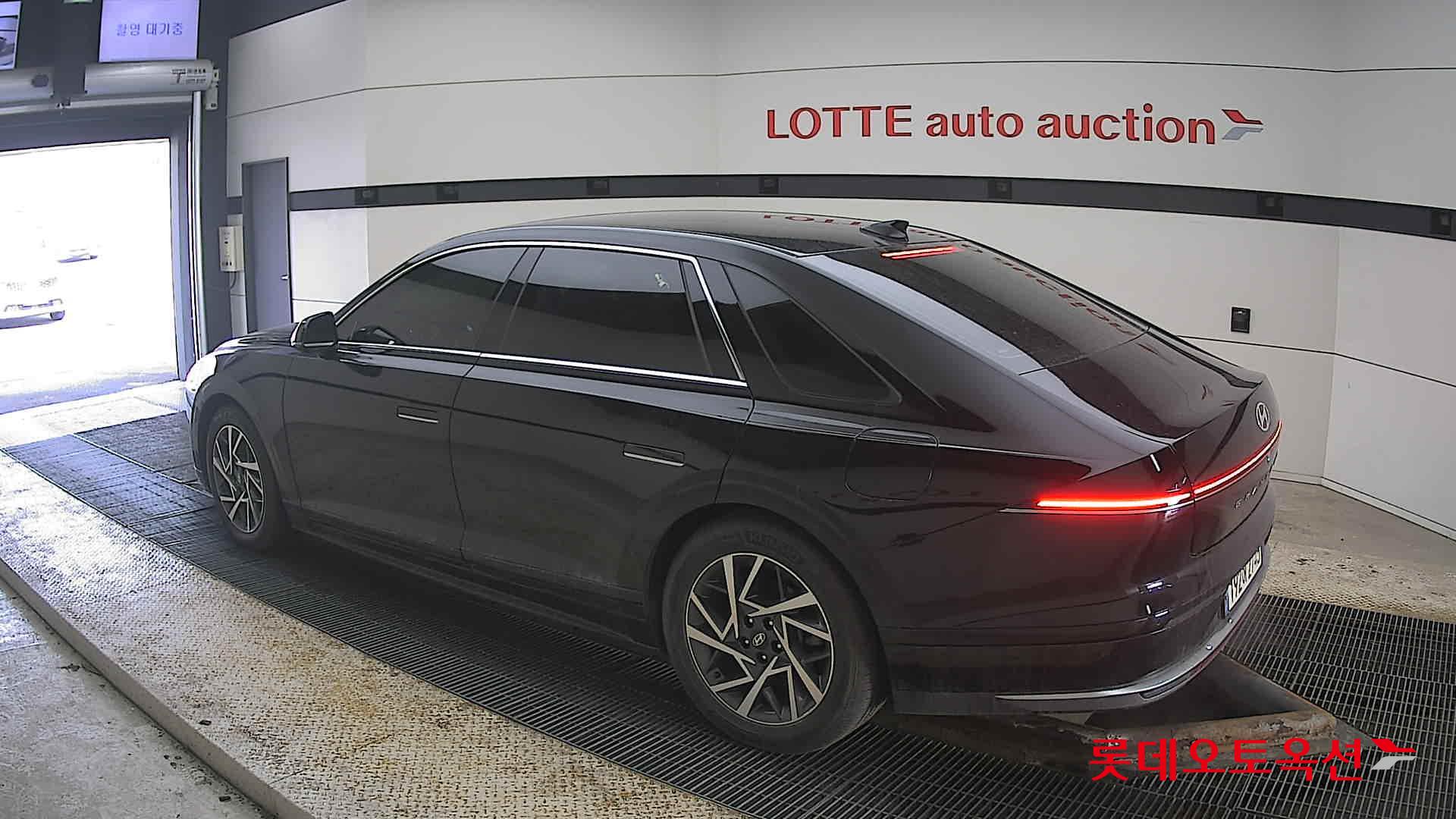 هيونداي جرانجر 2023 - صورة 15