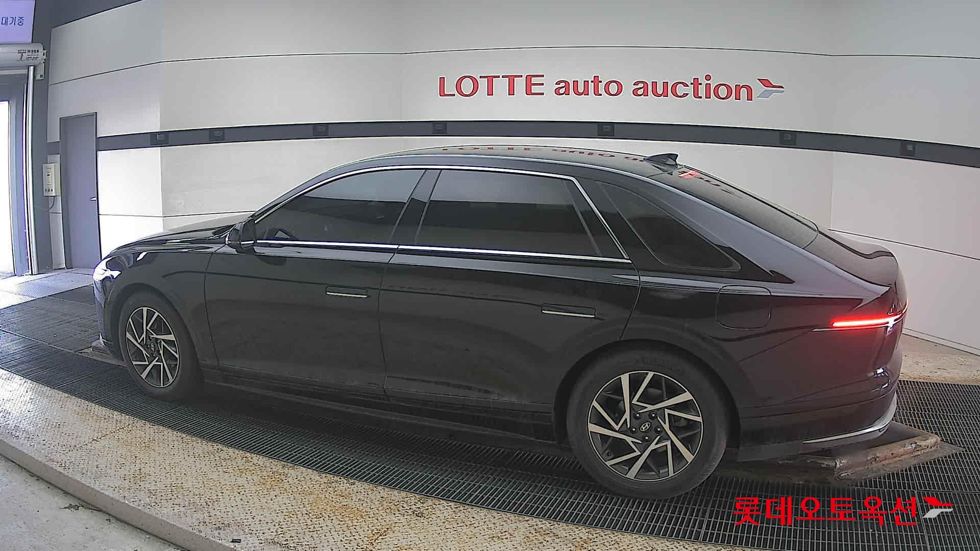 هيونداي جرانجر 2023 - صورة 14