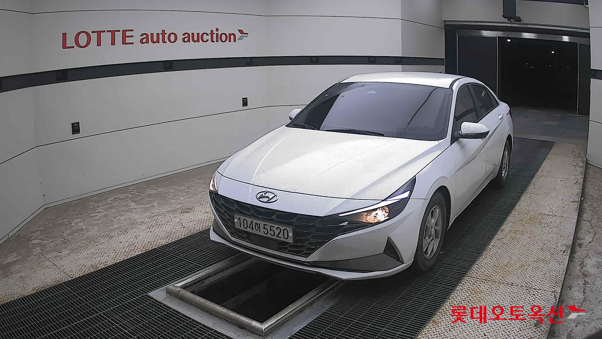 2021 - hyundai avante