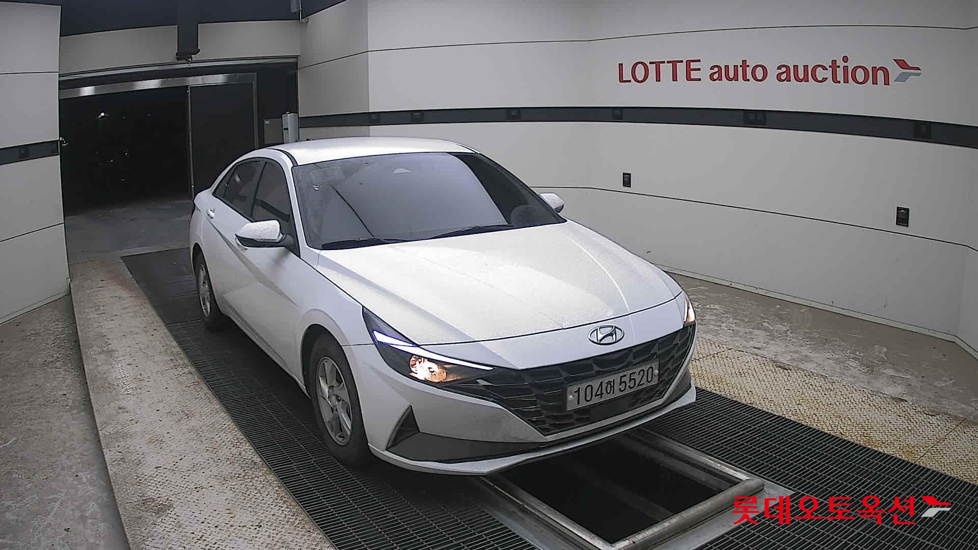 2021 - hyundai avante