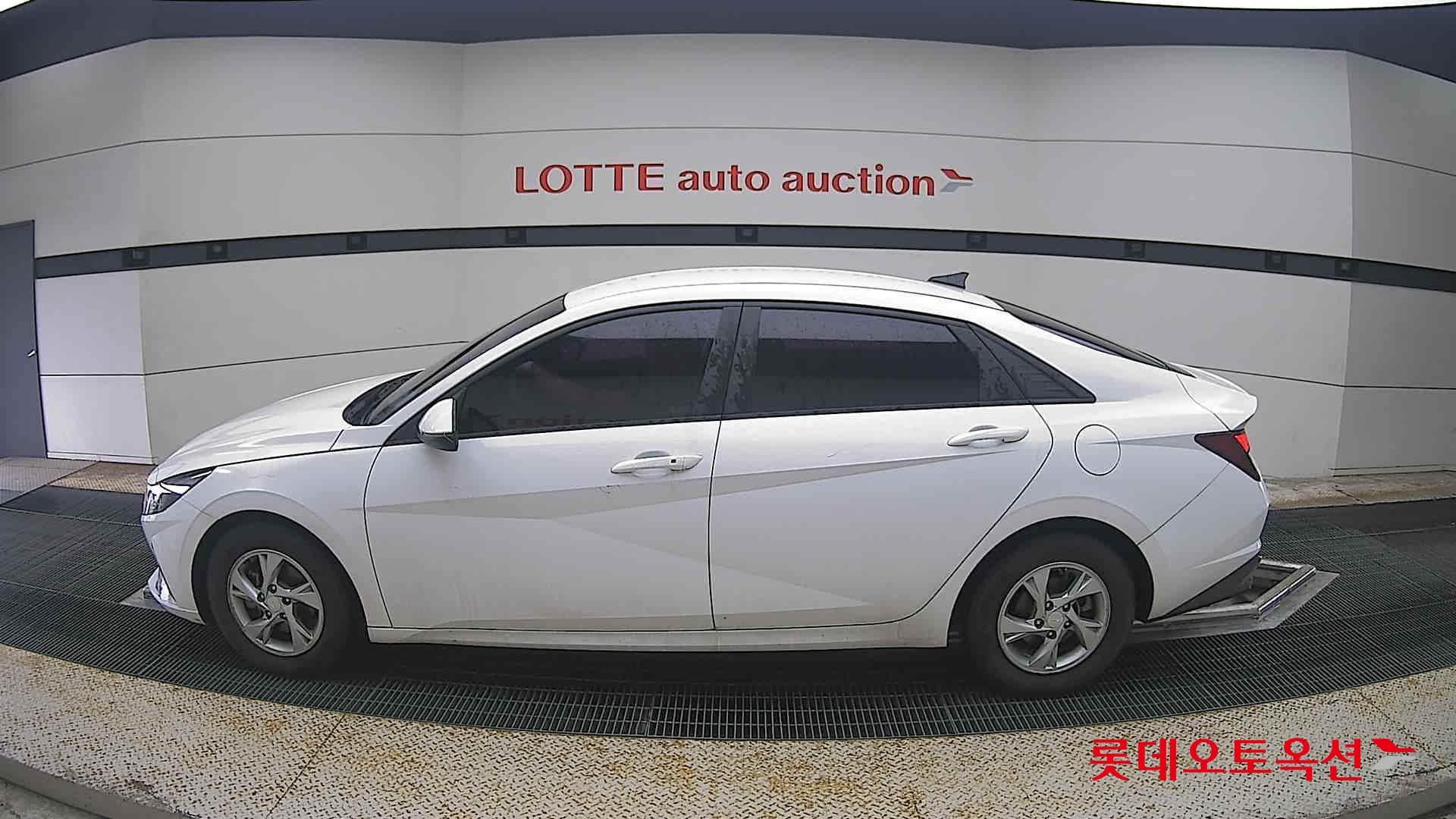 2021 - hyundai avante