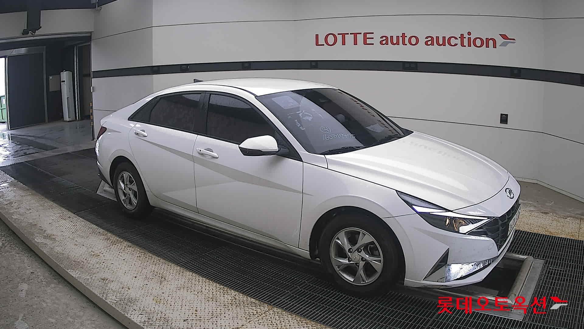 2021 - hyundai avante