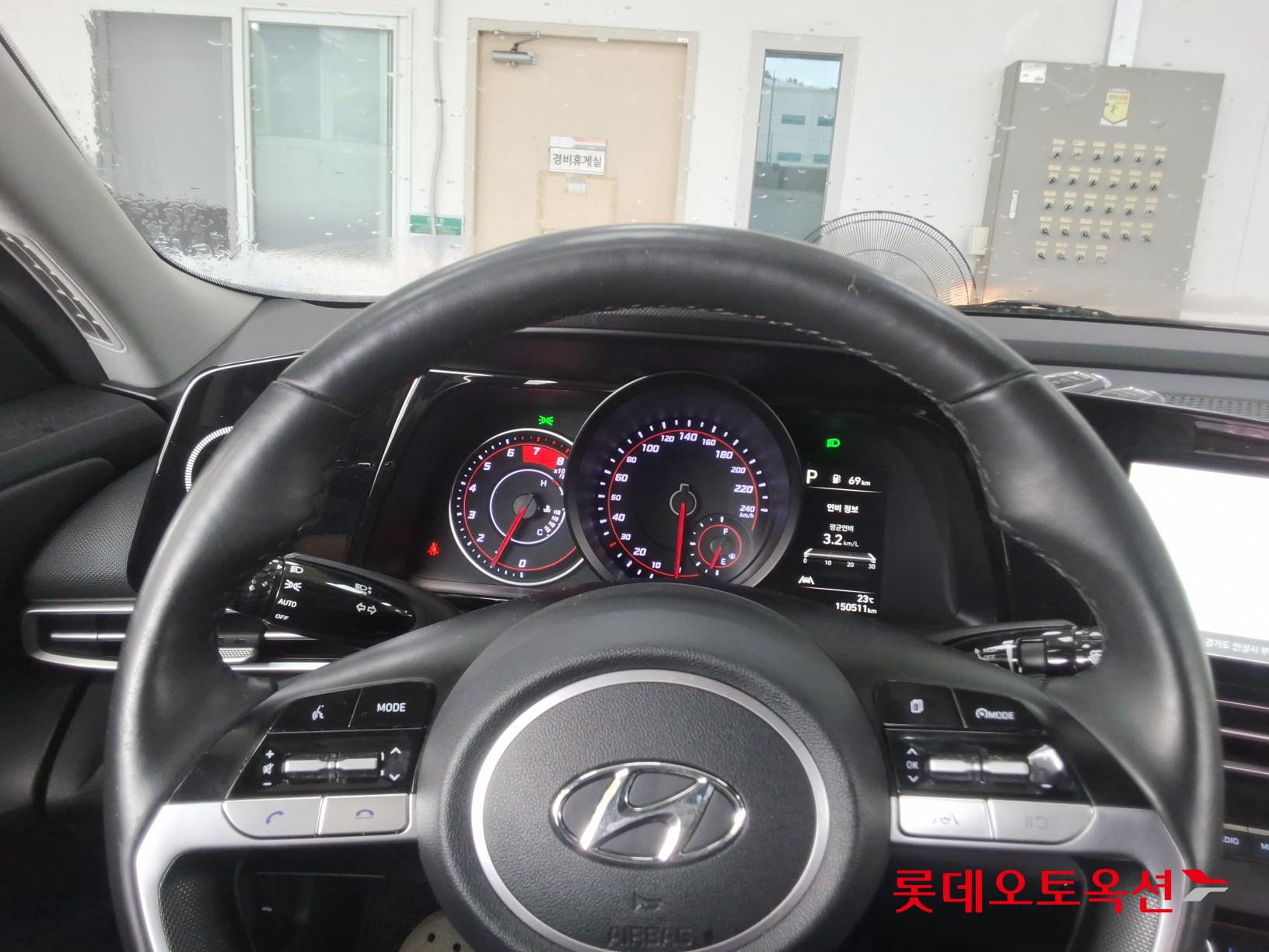 2021 - hyundai avante