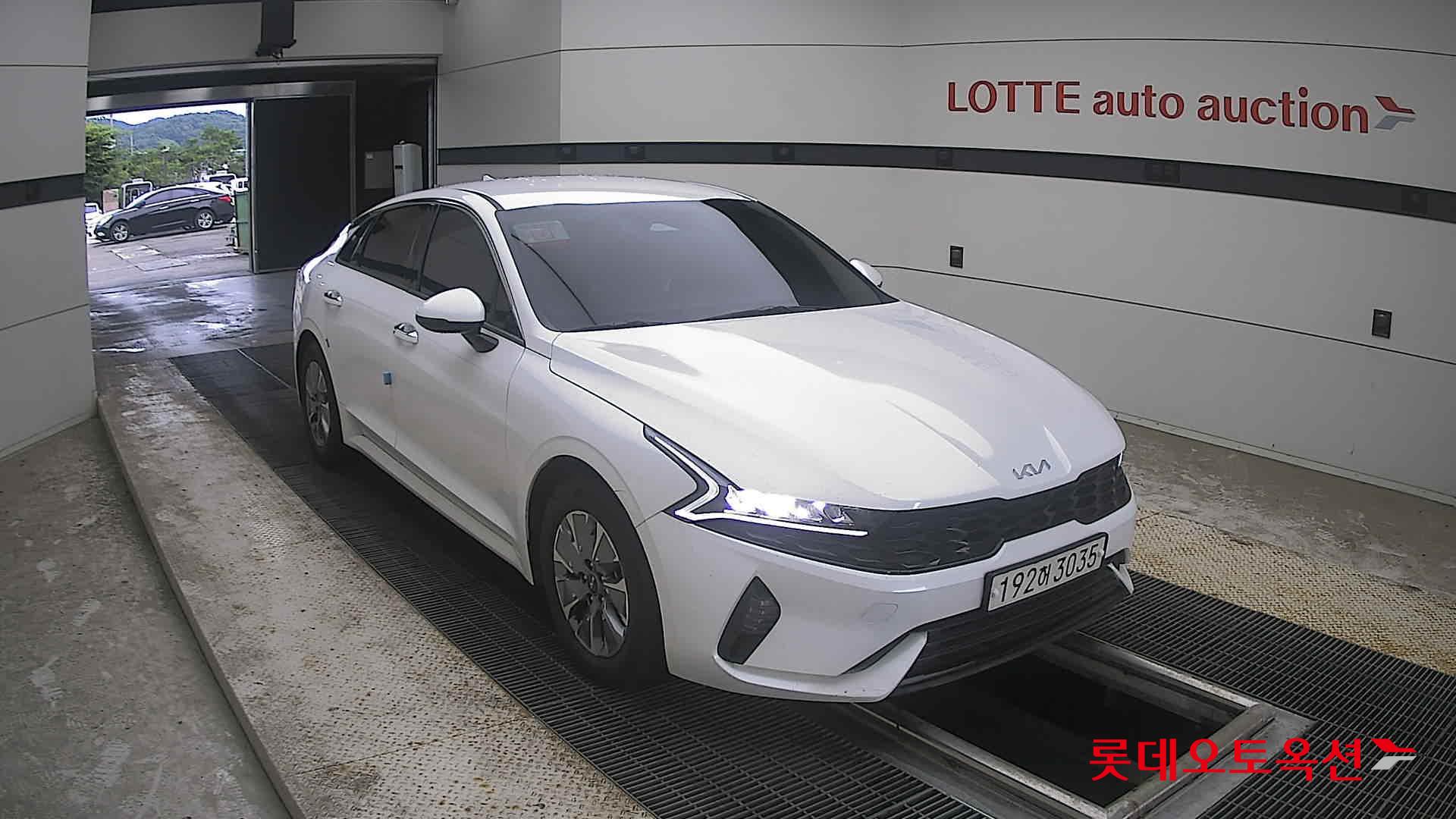 2023 - kia k5