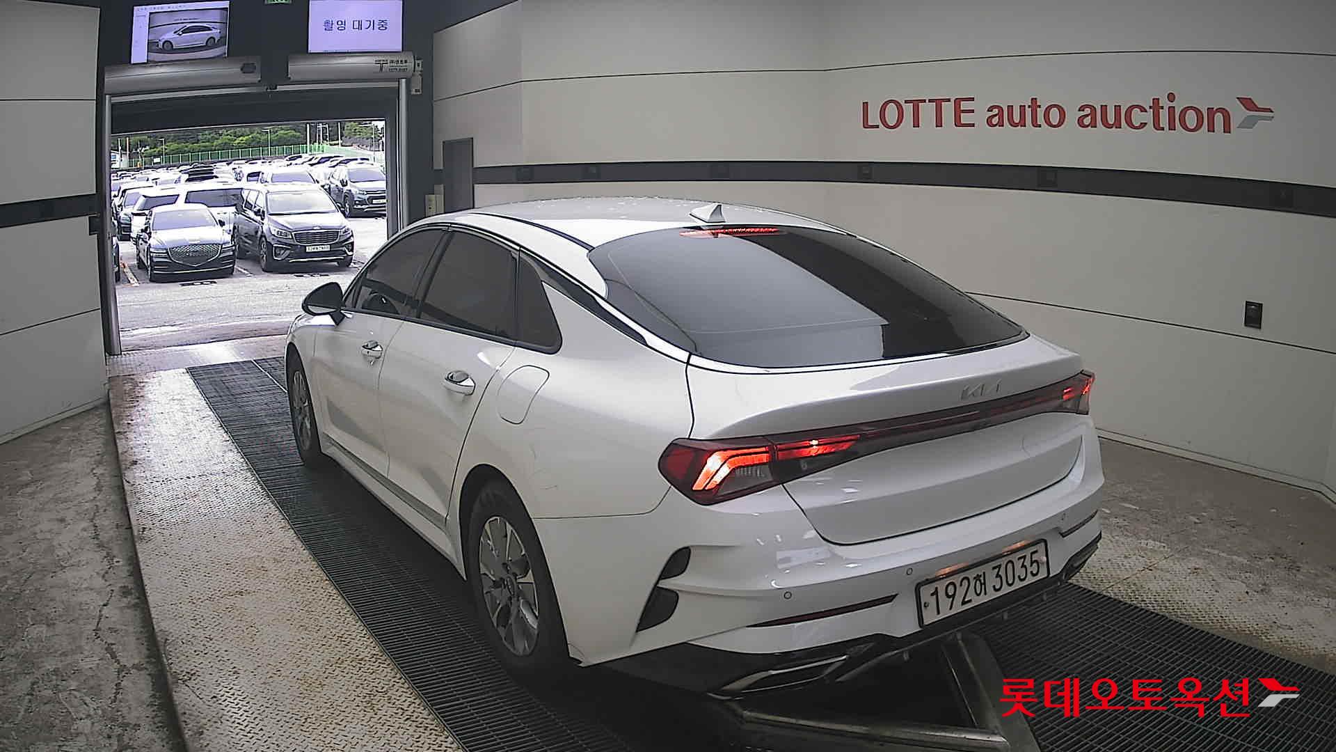 2023 - kia k5