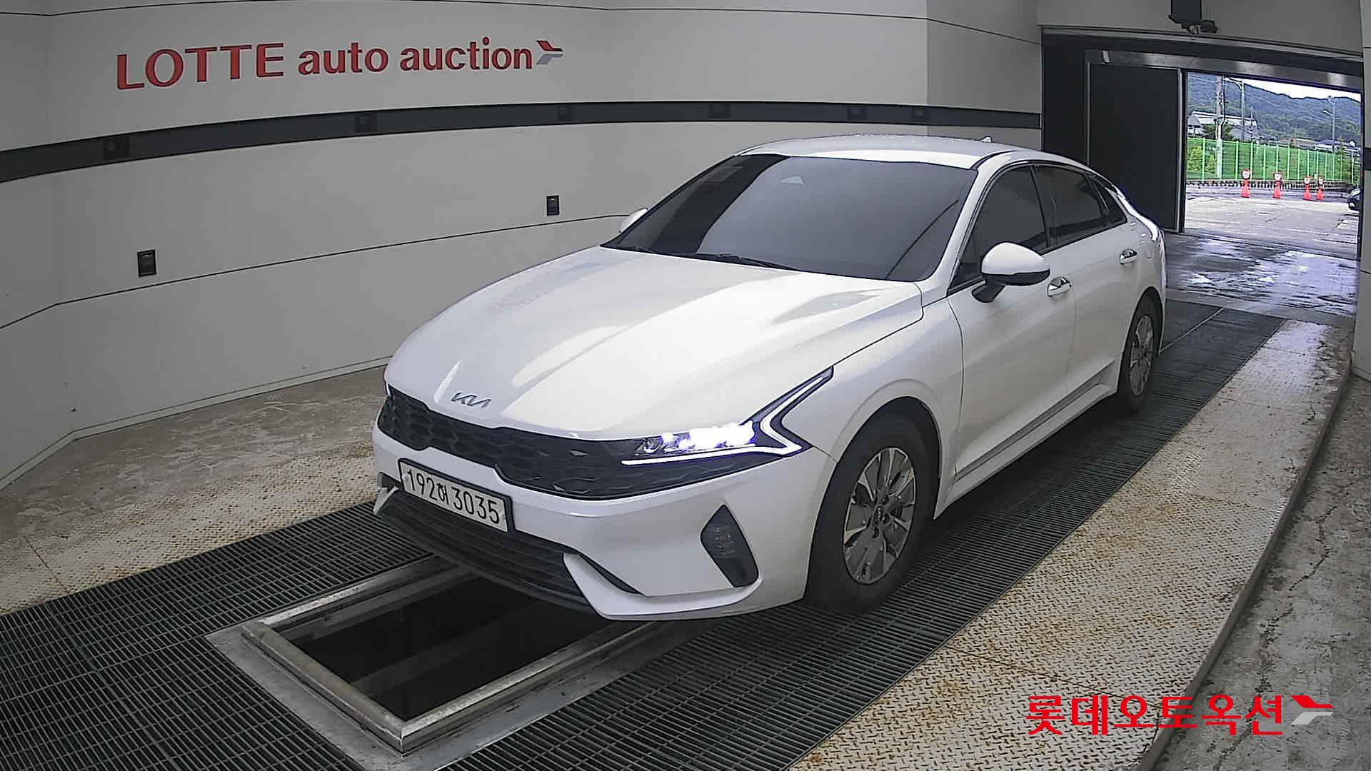 2023 - kia k5