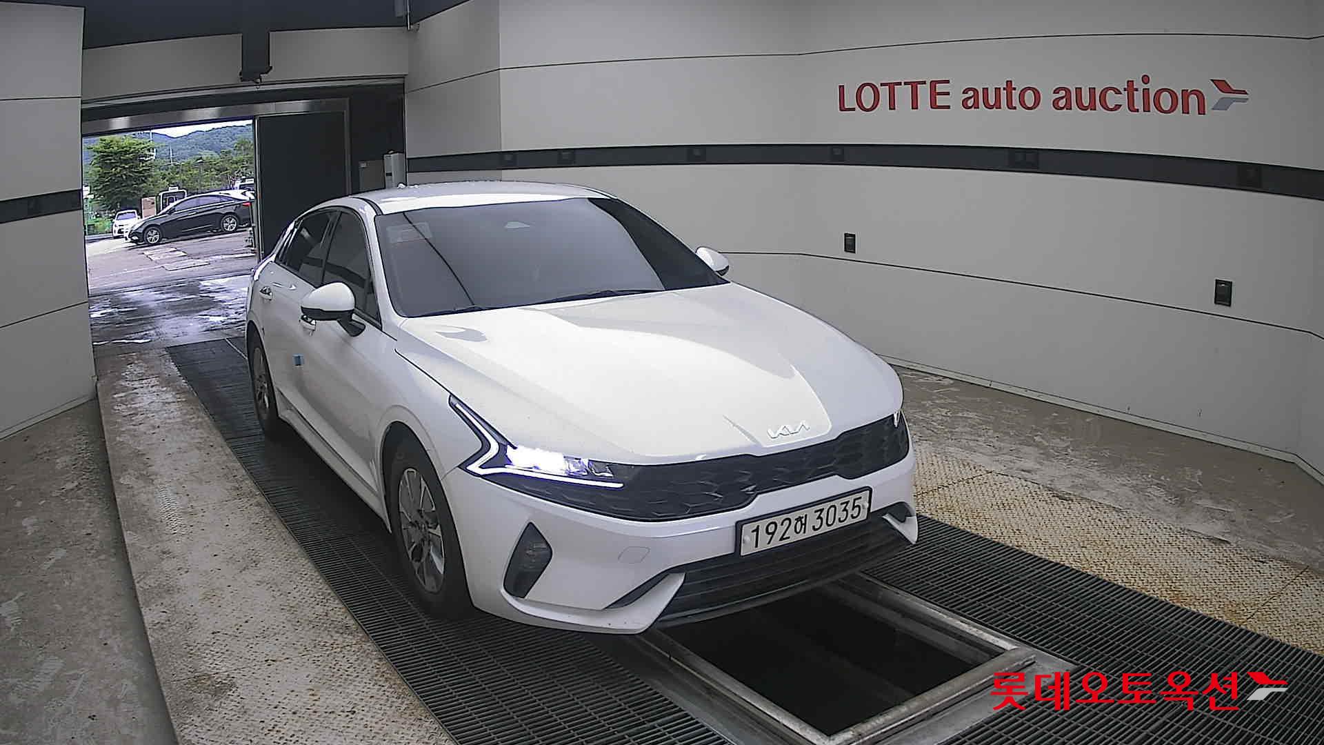2023 - kia k5