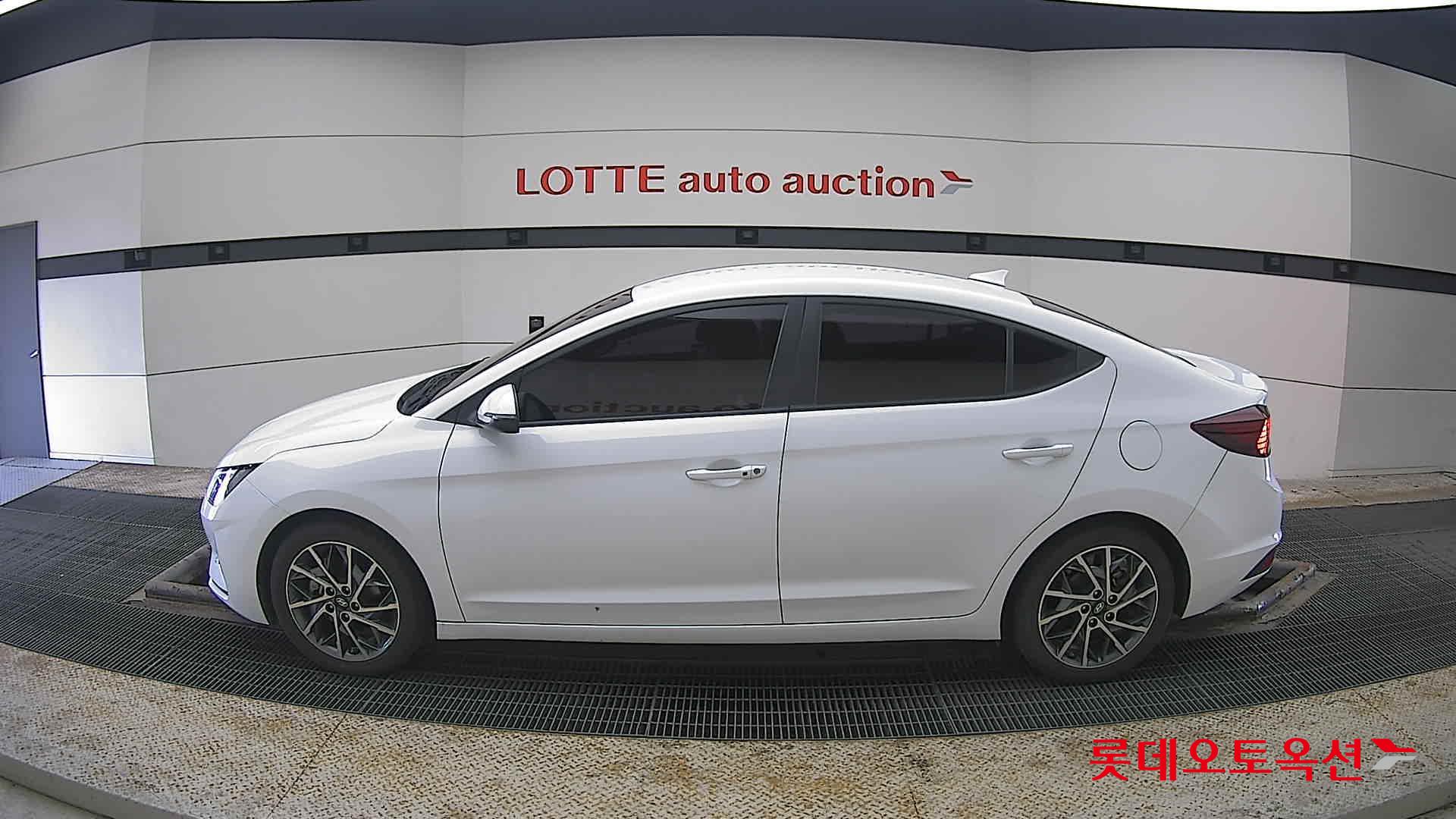 هيونداي إلانترا 2020 - صورة 13