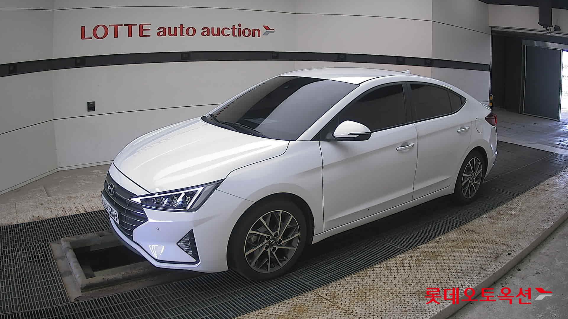 هيونداي إلانترا 2020 - صورة 11