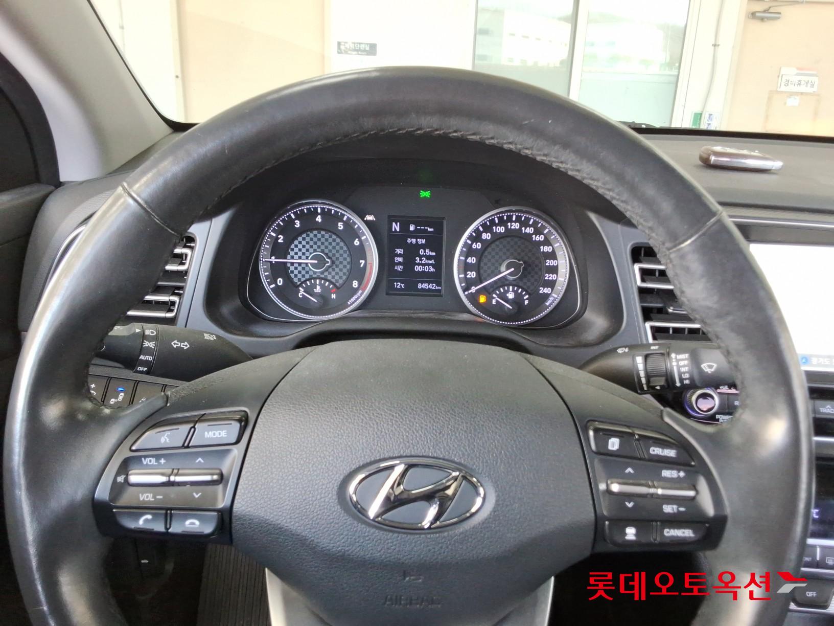 هيونداي إلانترا 2020 - صورة 30