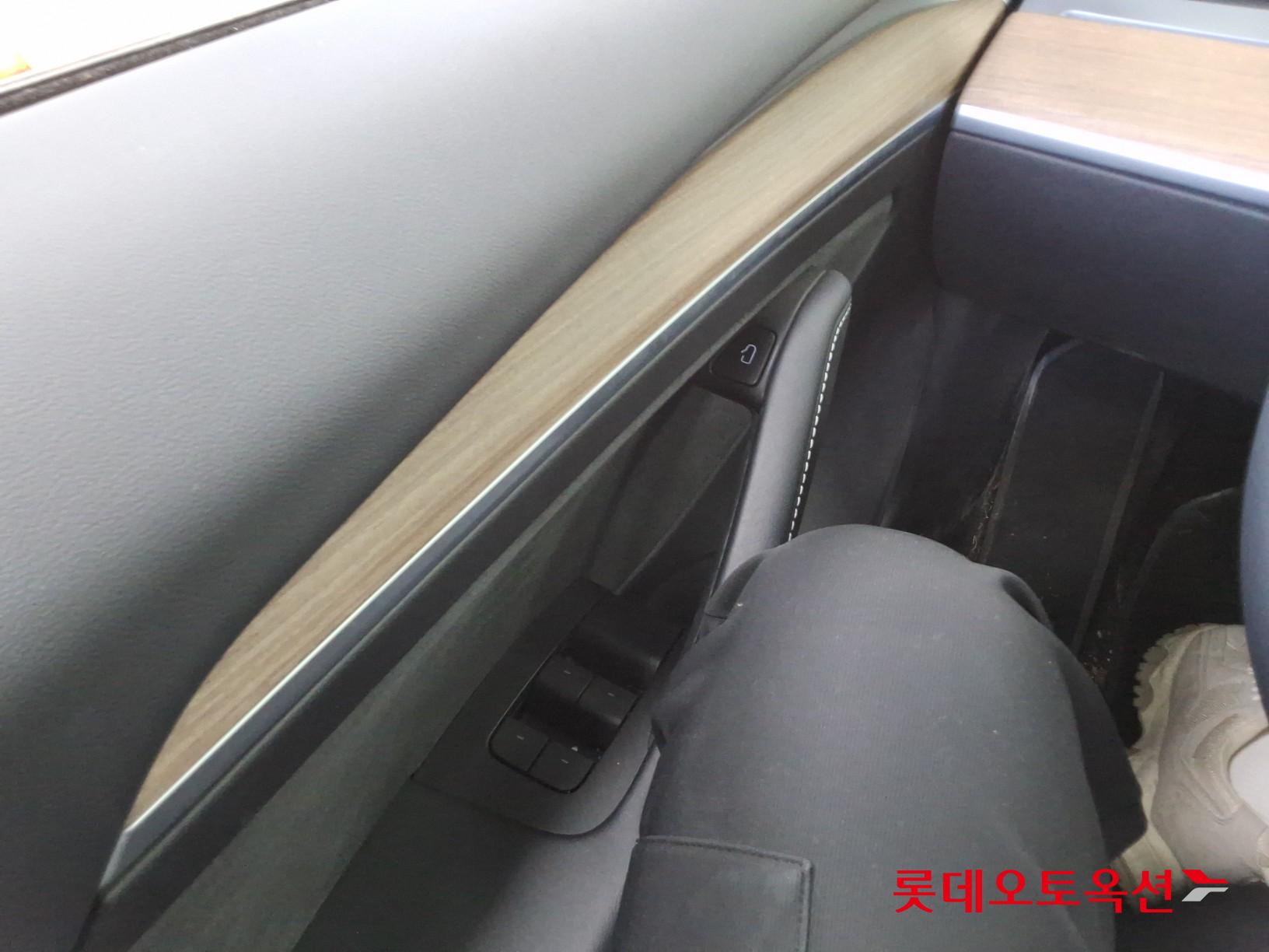 TESLA Model 3 2022 - 이미지 29