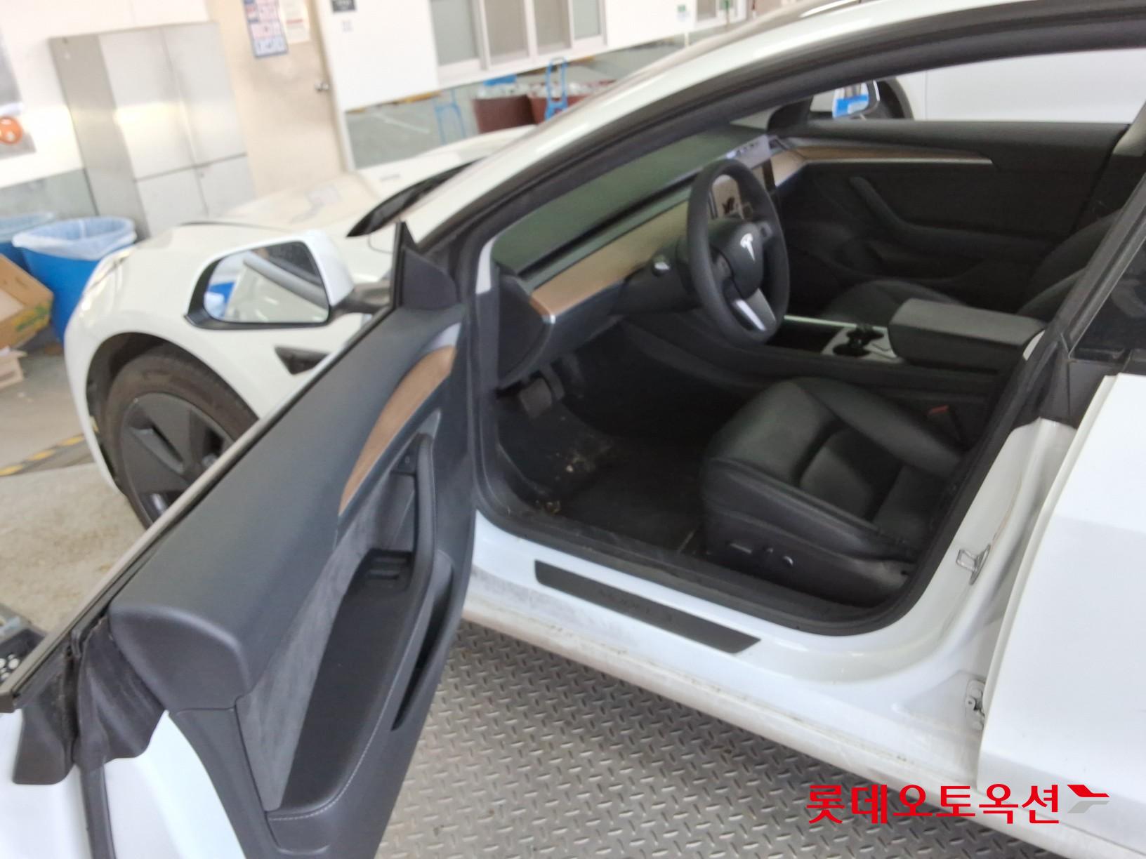 TESLA Model 3 2022 - 이미지 36