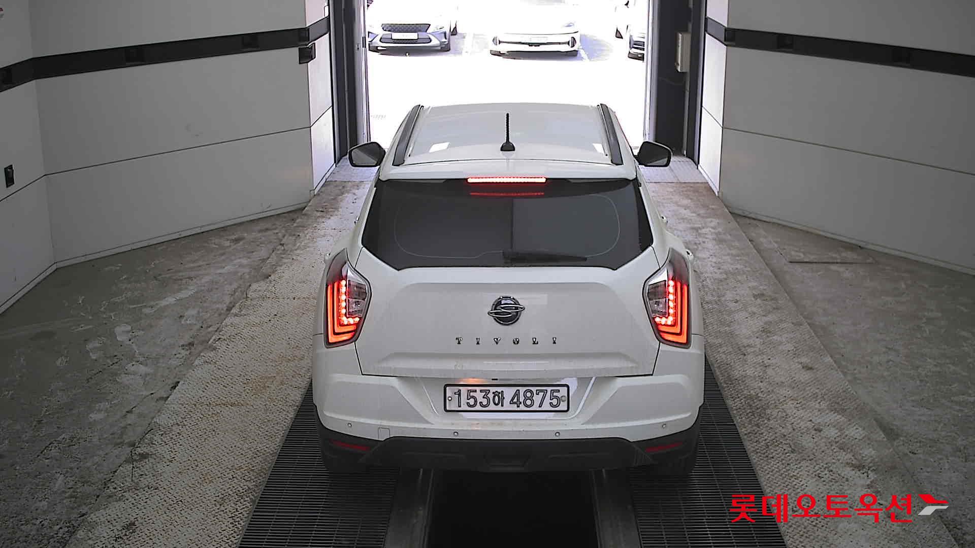 KG Mobility Tivoli - 17