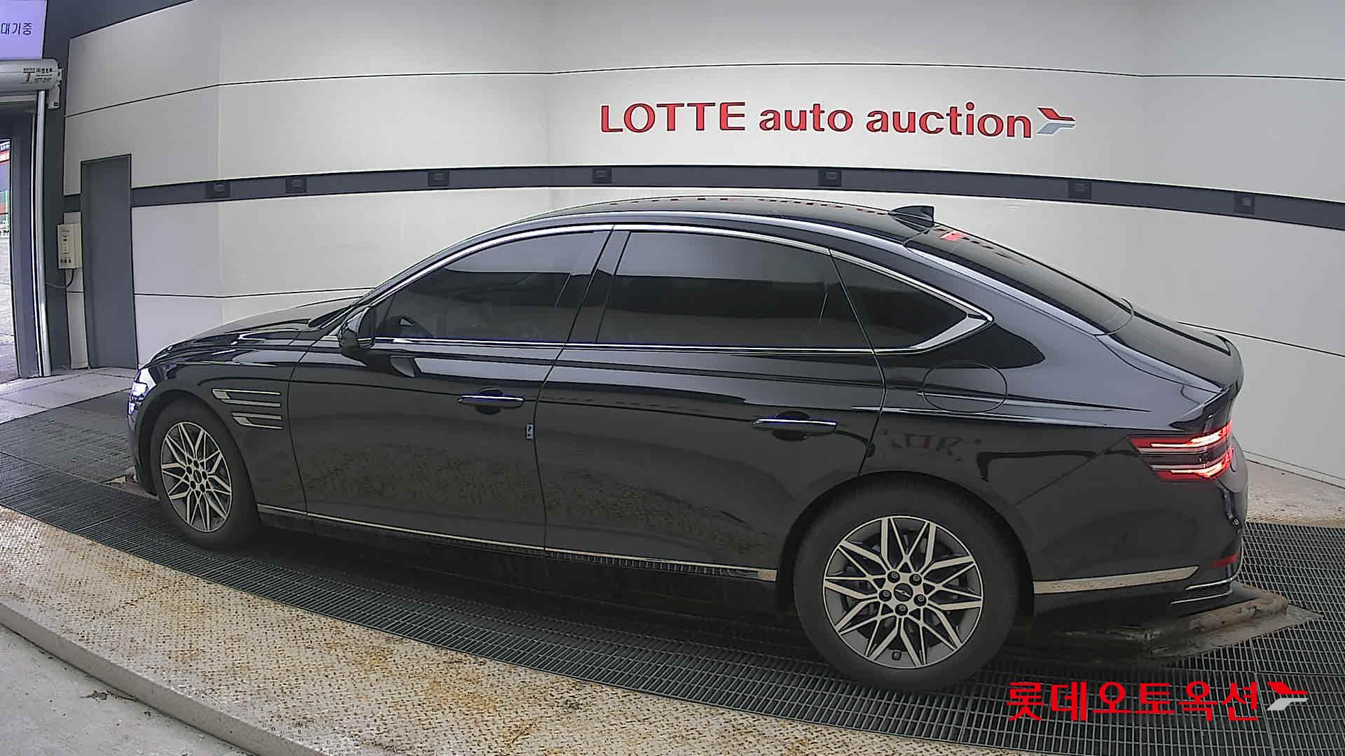 Genesis G80 2025 - Image 14