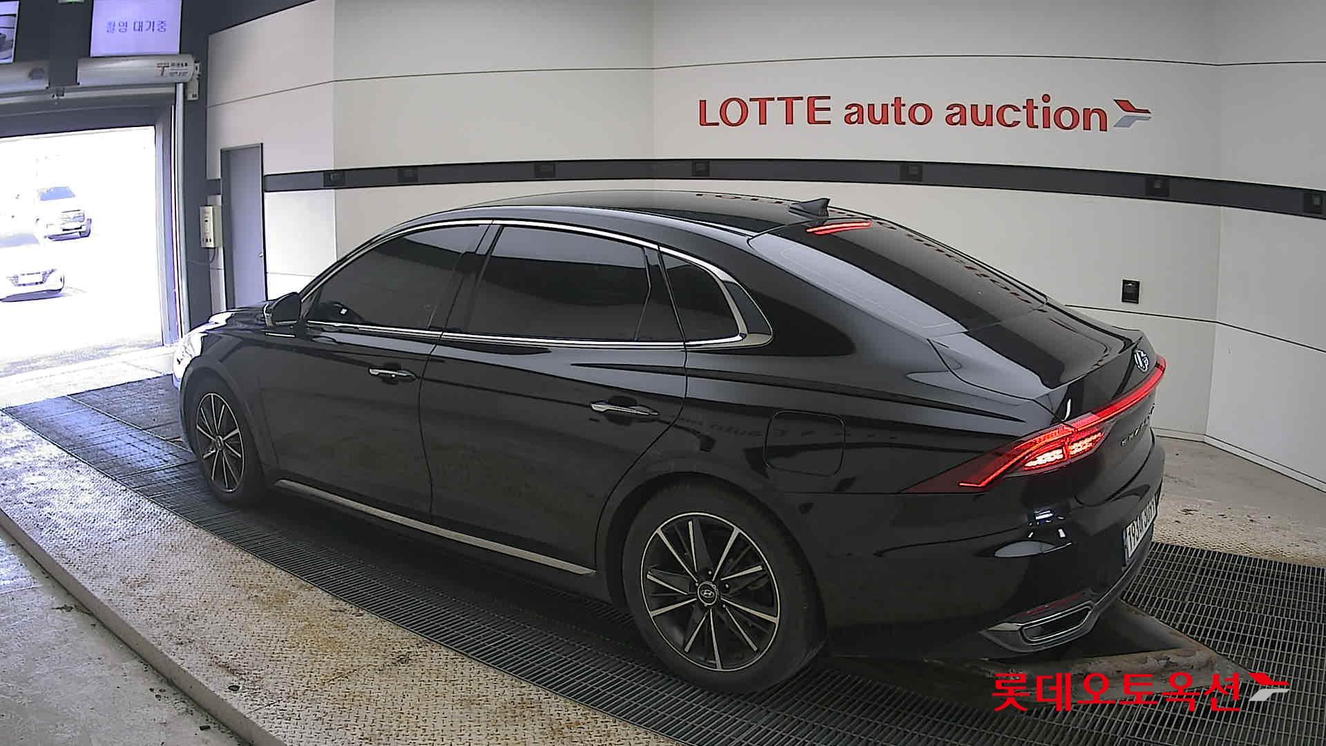 Hyundai Grandeur 2022 - Image 15