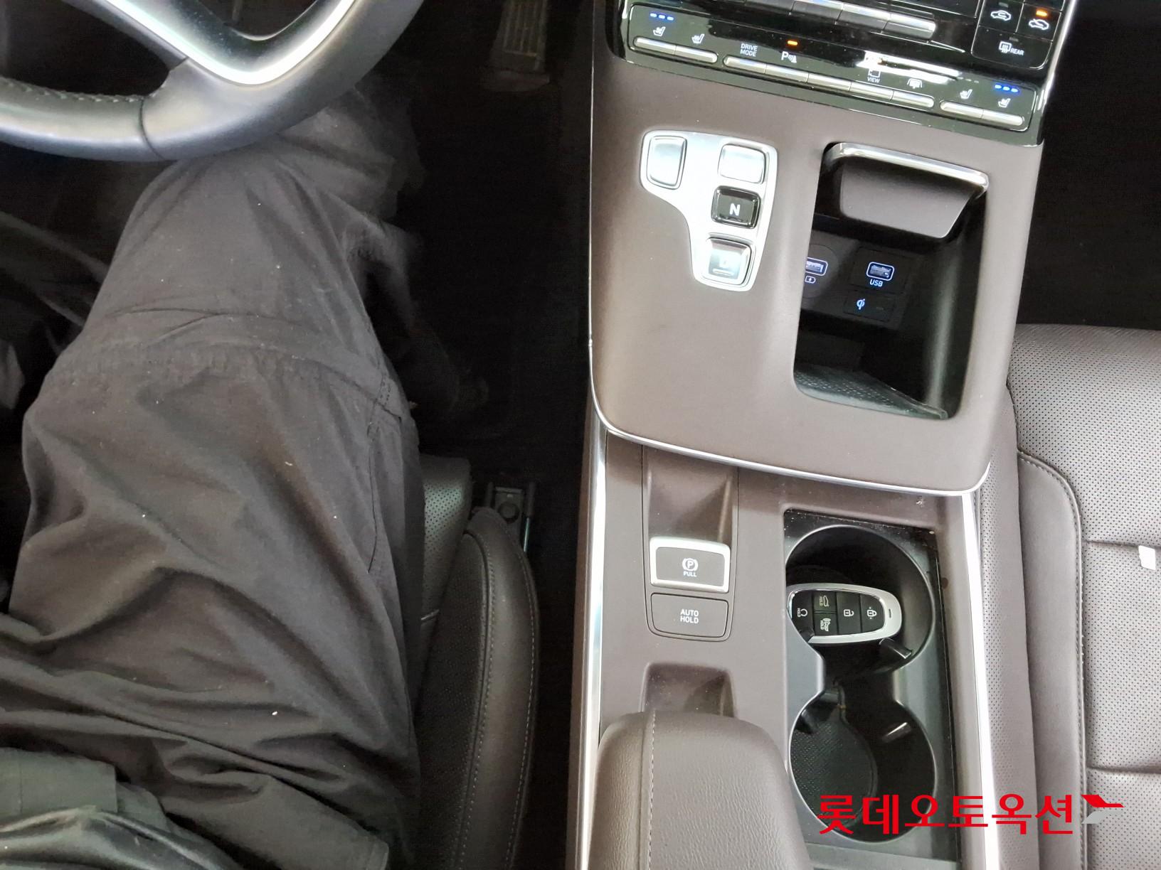 Hyundai Grandeur 2022 - Image 32