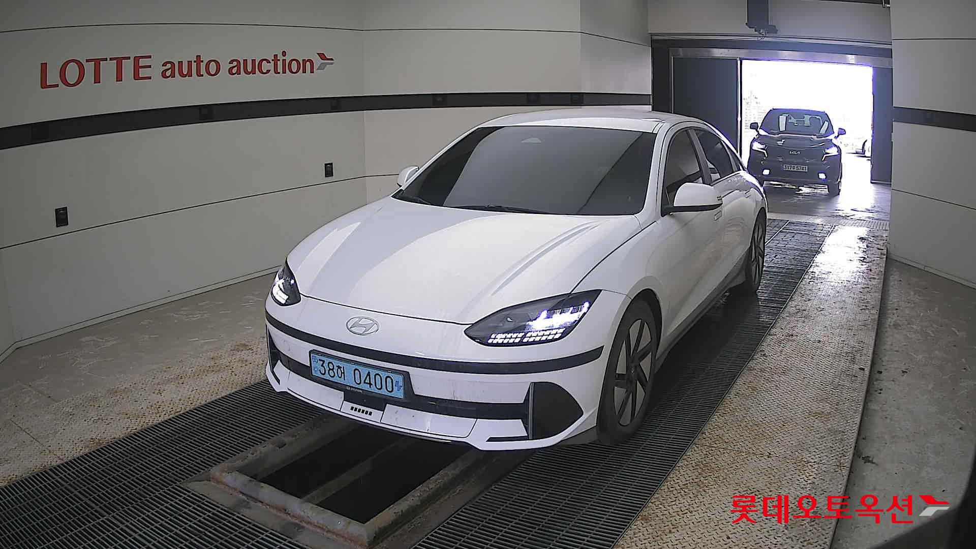 هيونداي أيونيك 6 2023 - صورة 10