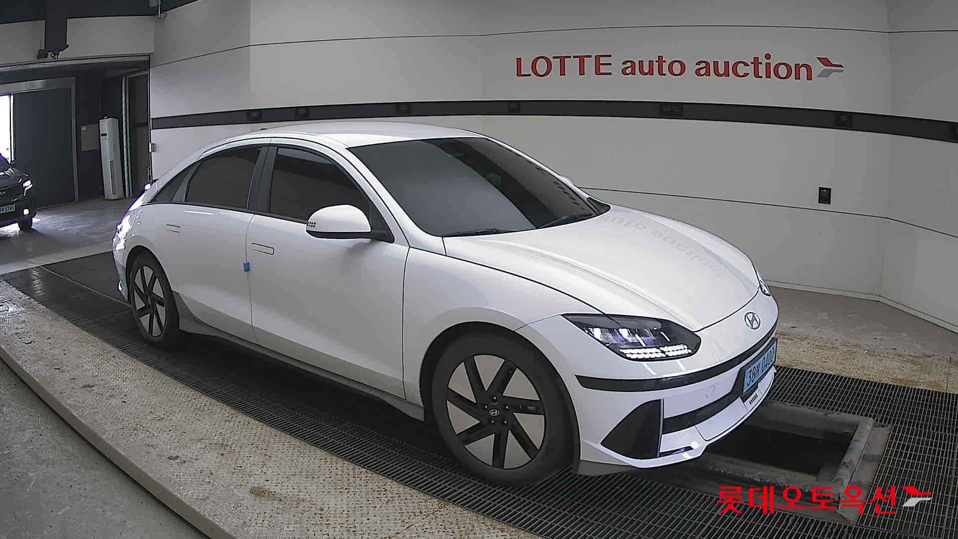 هيونداي أيونيك 6 2023 - صورة 23