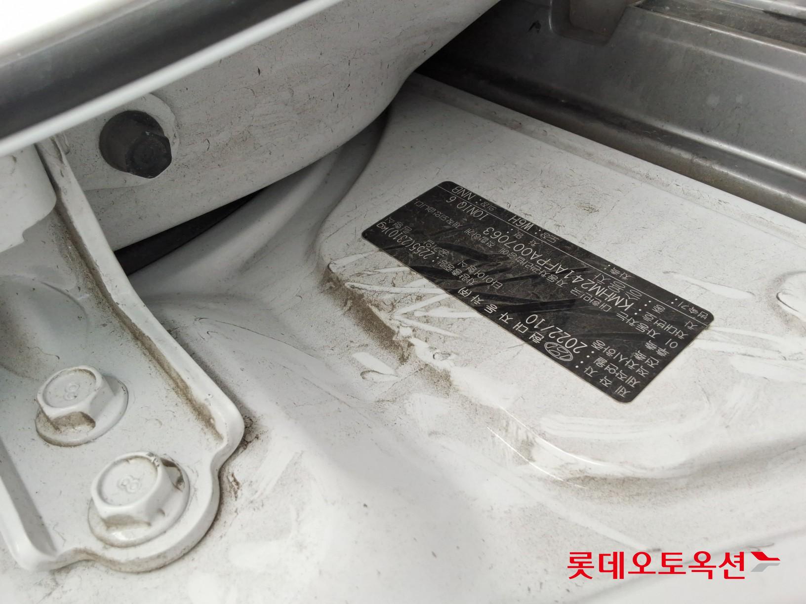 هيونداي أيونيك 6 2023 - صورة 34