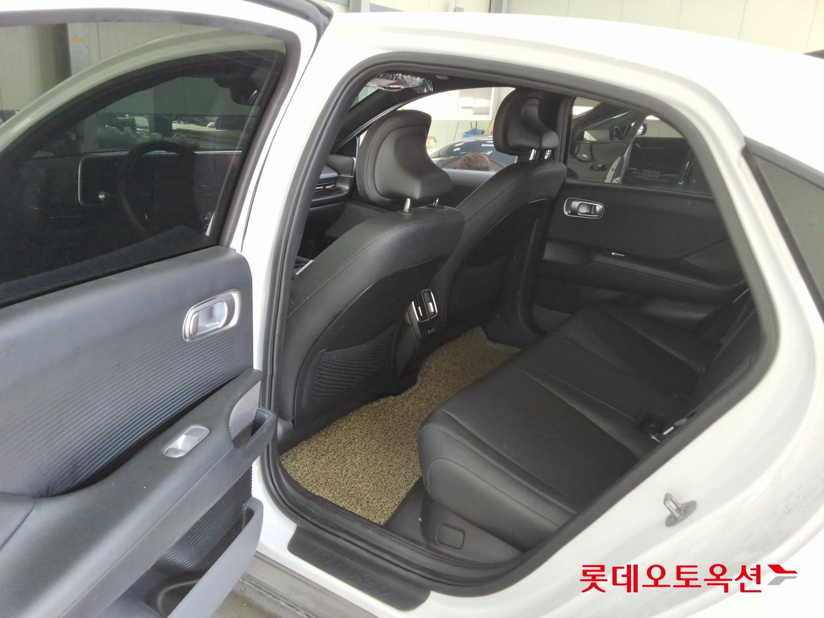 هيونداي أيونيك 6 2023 - صورة 36