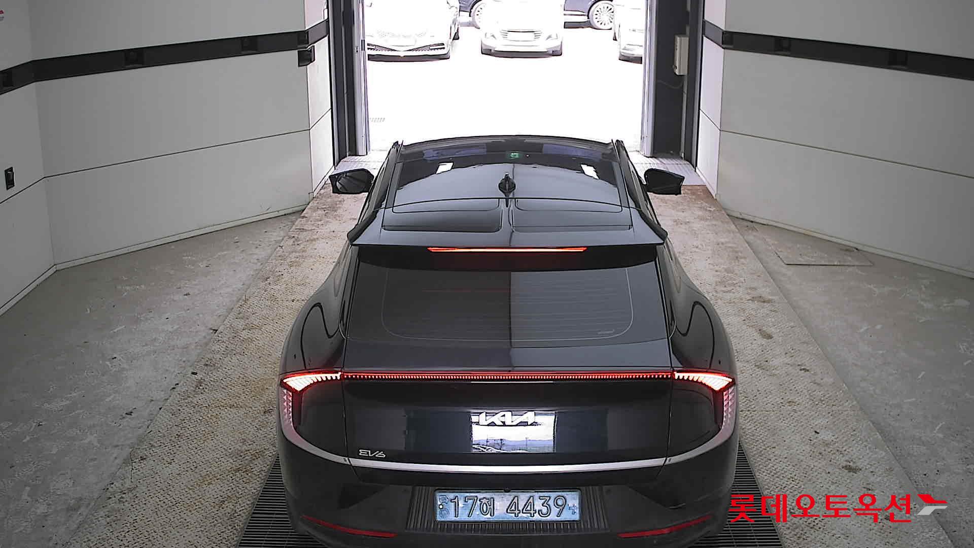 Kia EV6 2022 - Image 17