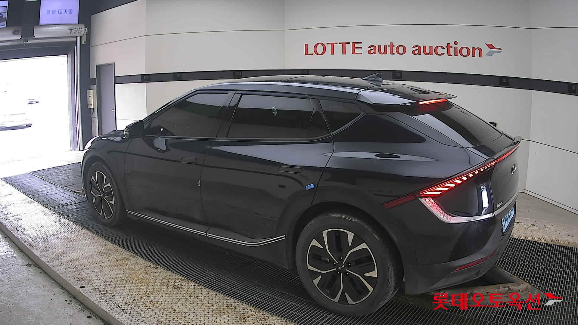 Kia EV6 2022 - Image 15