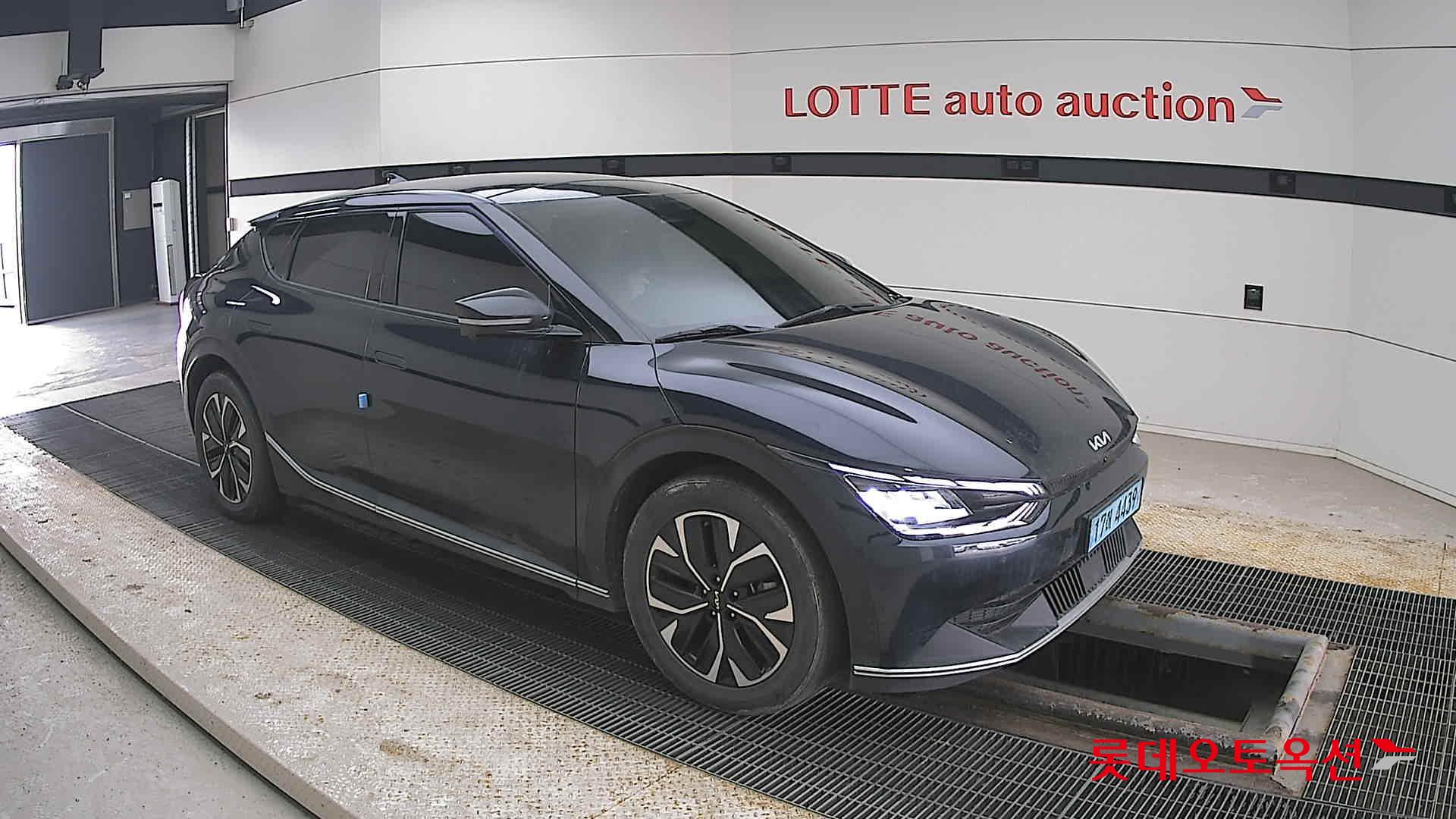 Kia EV6 2022 - Image 23