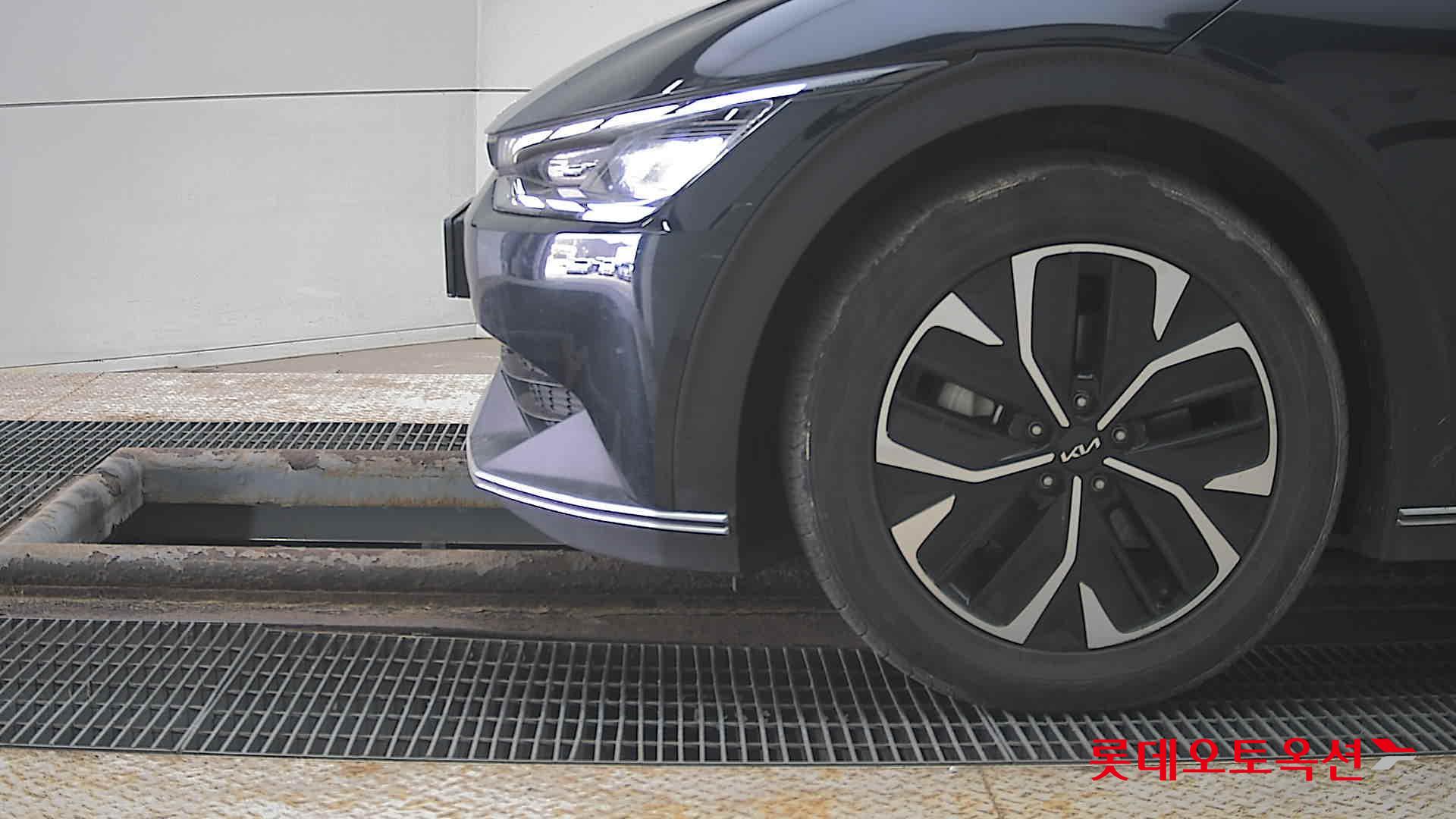 Kia EV6 2022 - Image 25