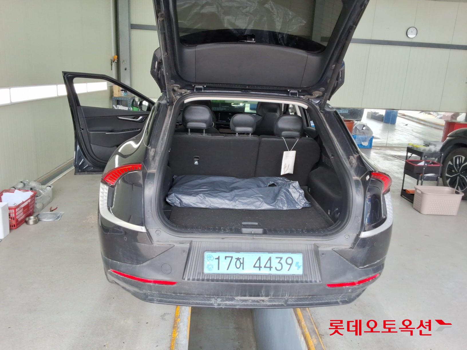 Kia EV6 2022 - Image 9