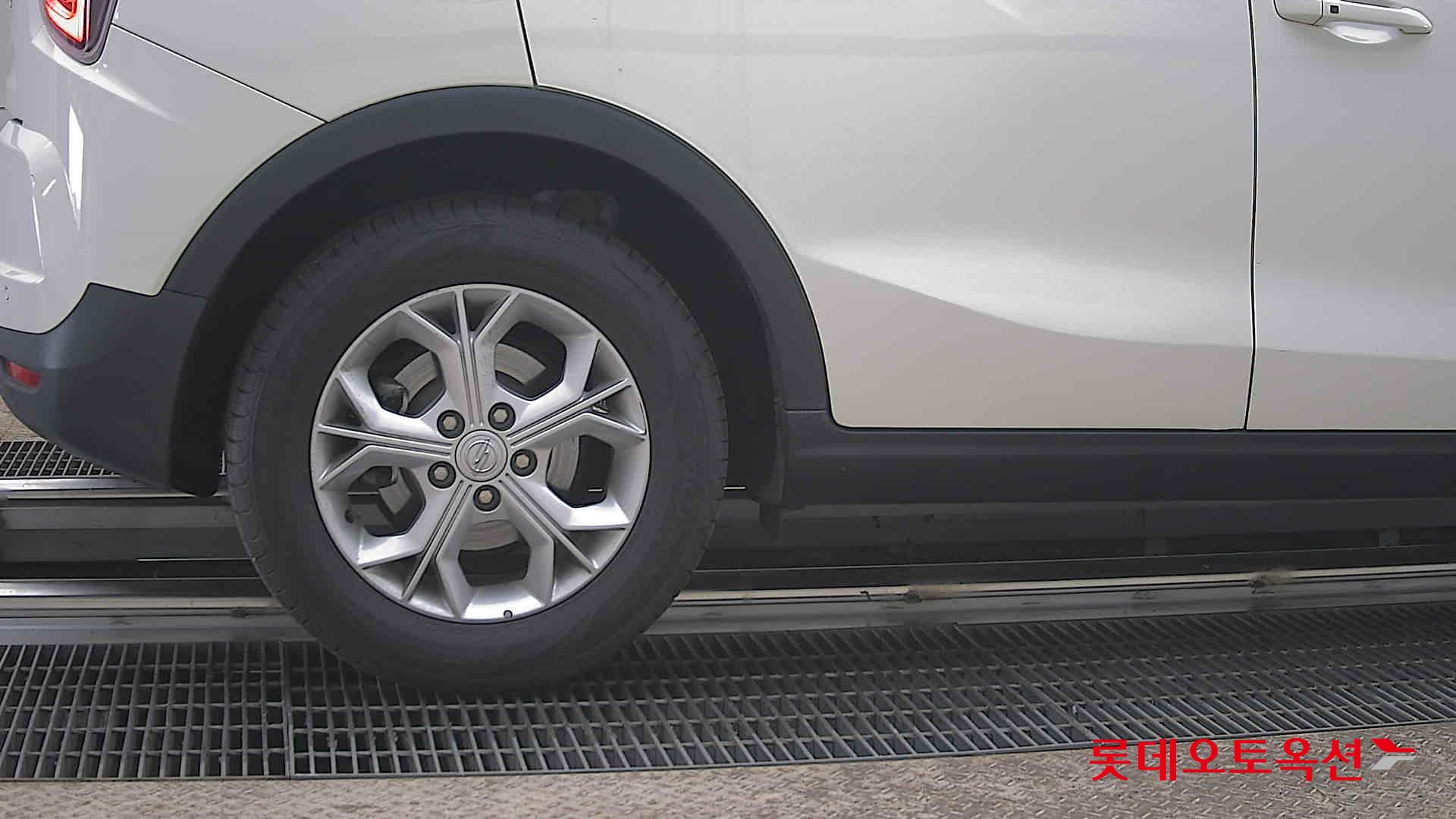 سانغ يونغ تيفولي