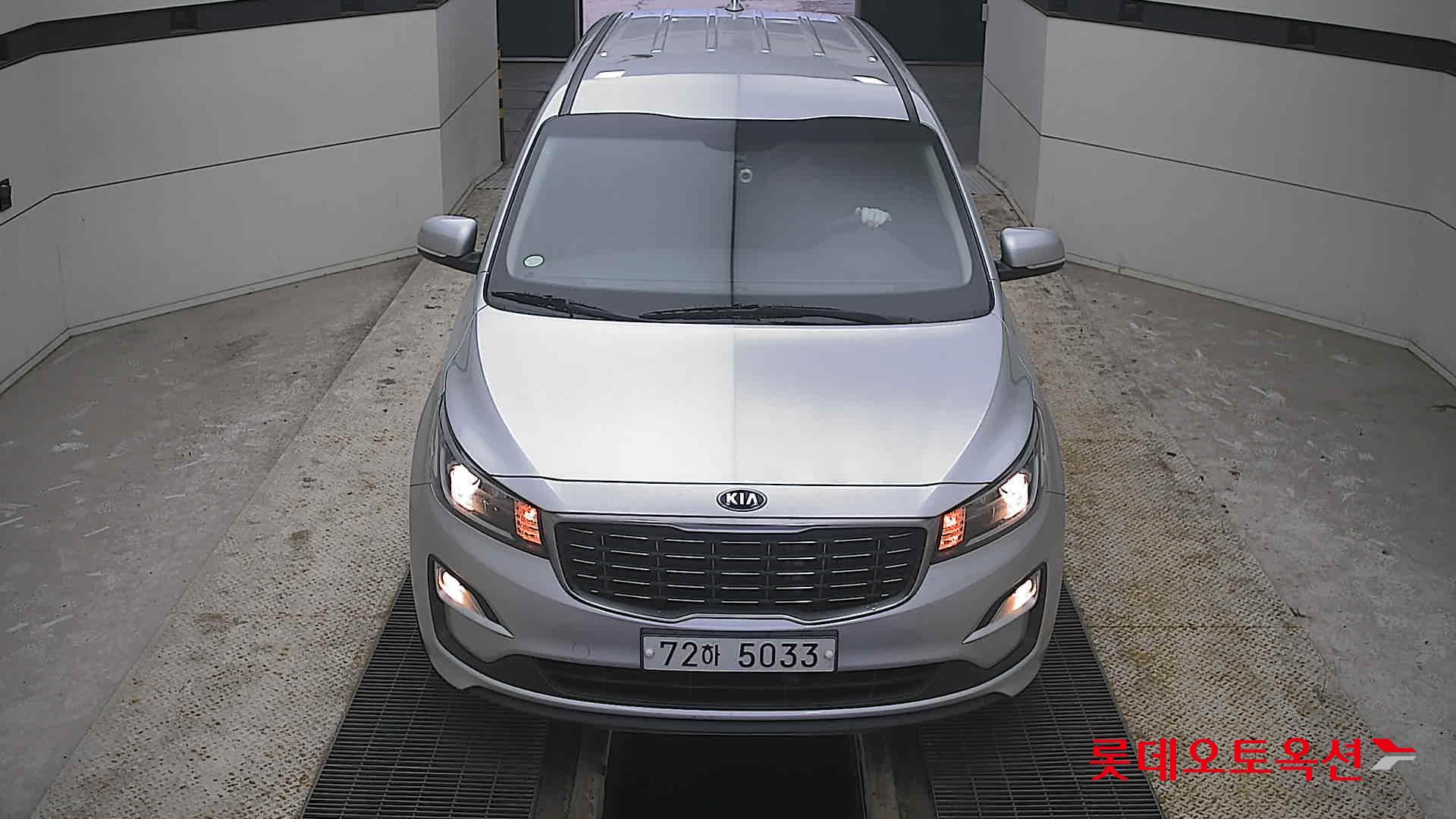 كيا نيو كارنيفال