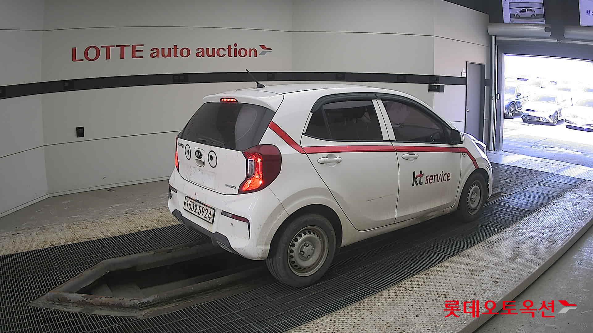 كيا مورنينج 2021 - صورة 19