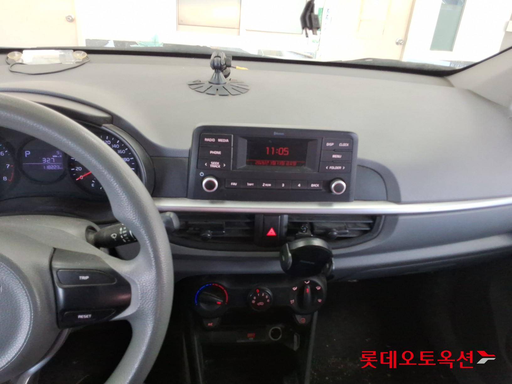 كيا مورنينج 2021 - صورة 32