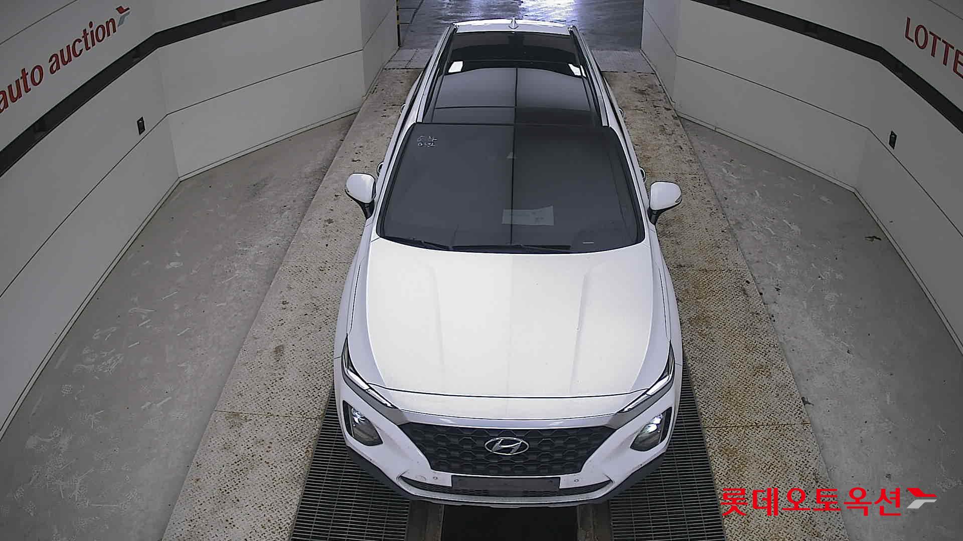 2019 - Hyundai SANTAFE