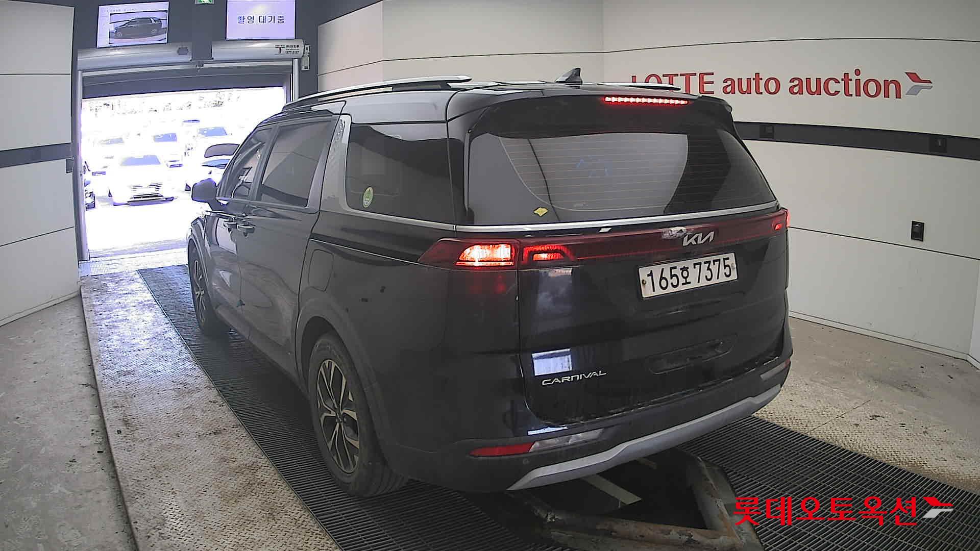 2022 - Kia CARNIVAL