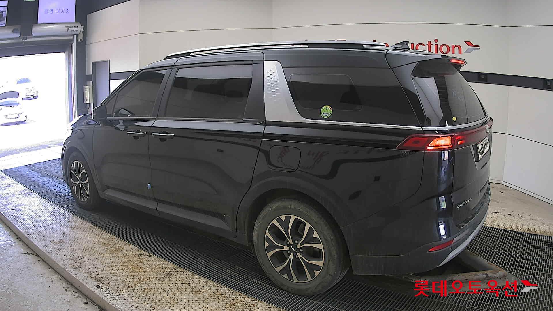 2022 - Kia CARNIVAL