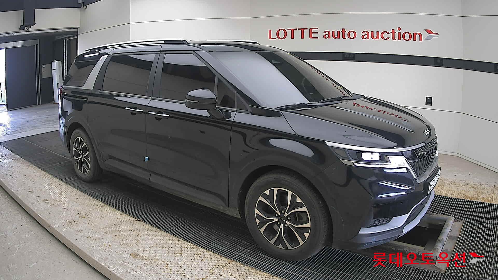 2022 - Kia CARNIVAL