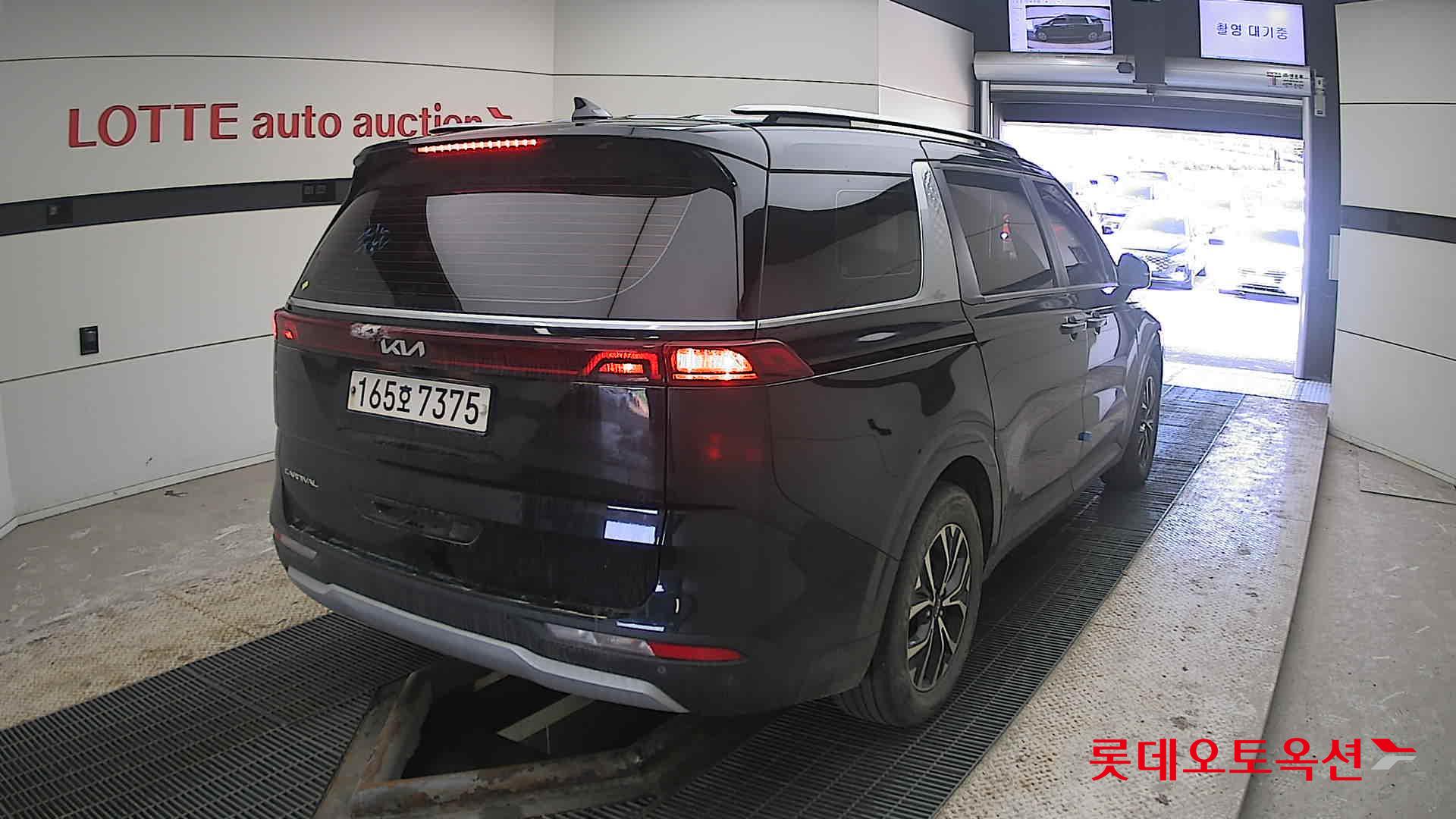 2022 - Kia CARNIVAL