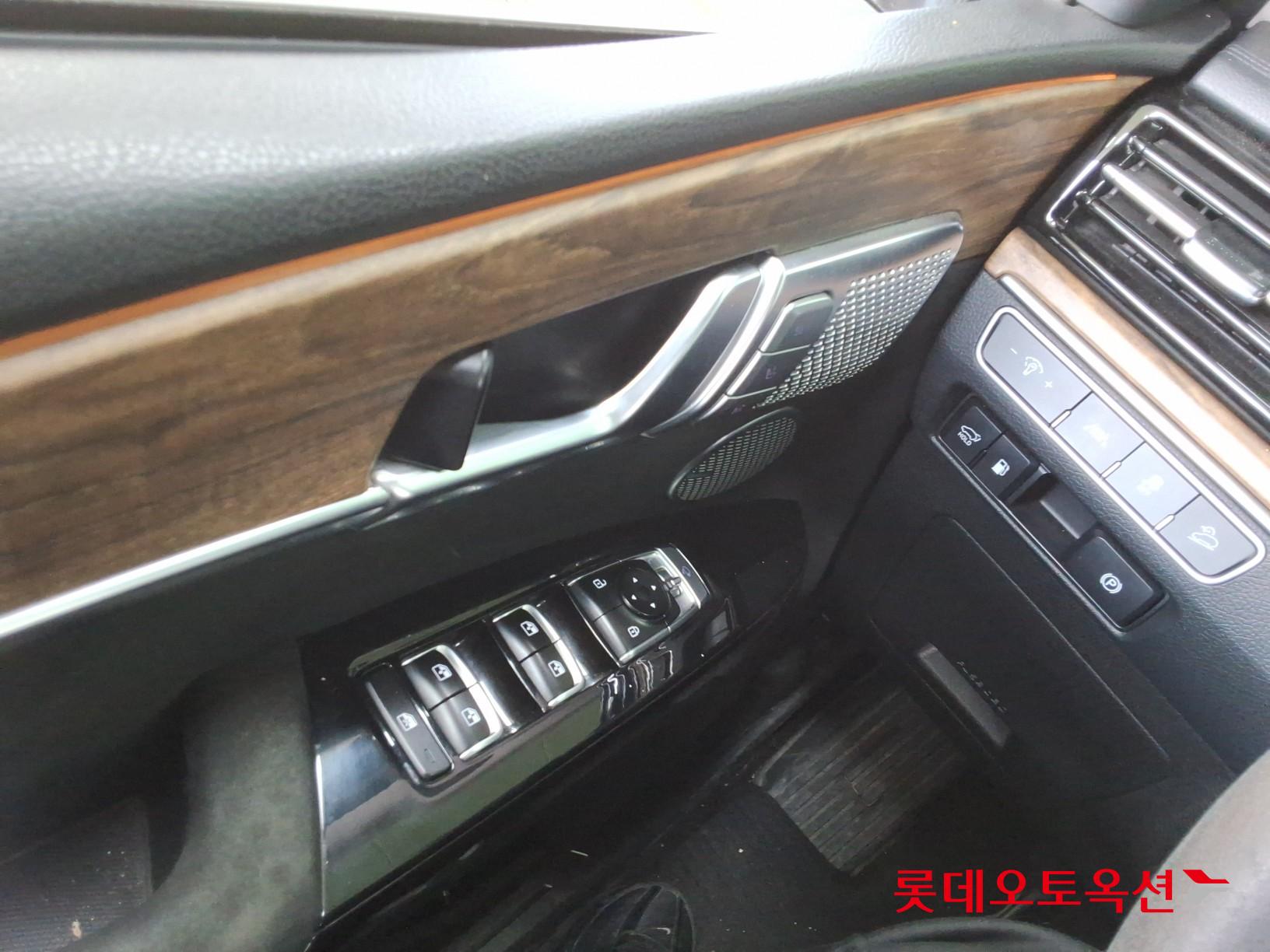 Kia Mohave 2021 - Image 29