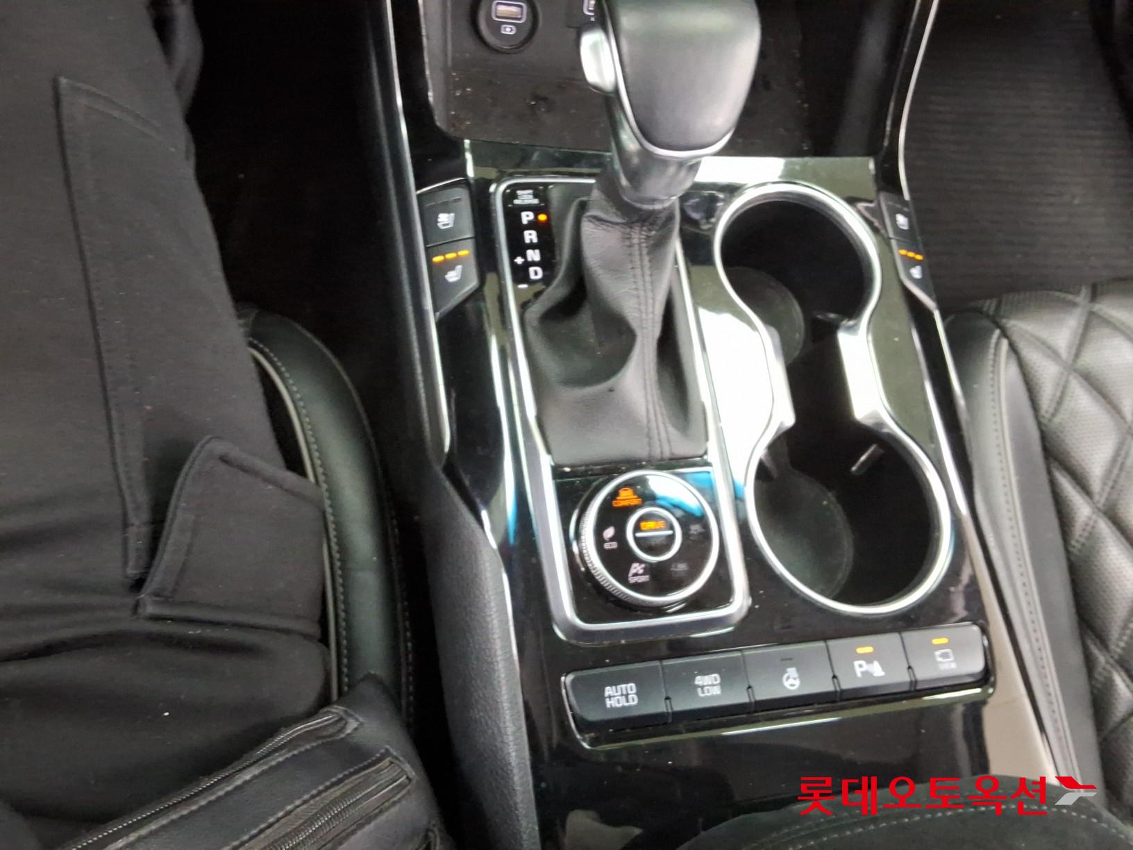 Kia Mohave 2021 - Image 34