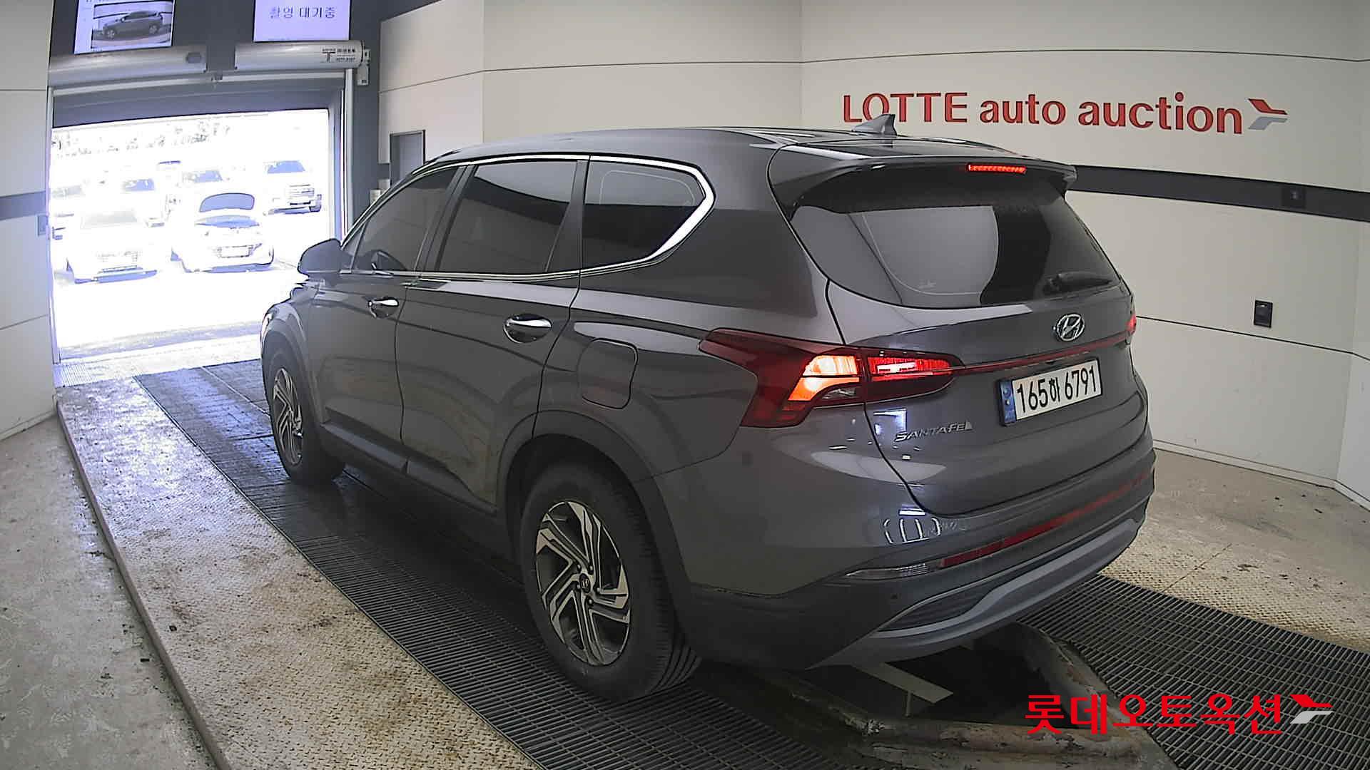 هيونداي سانتافي 2021 - صورة 4