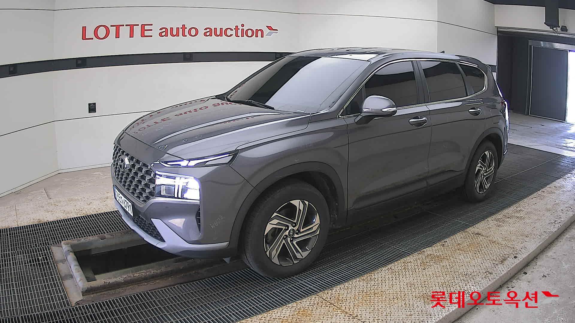 هيونداي سانتافي 2021 - صورة 11