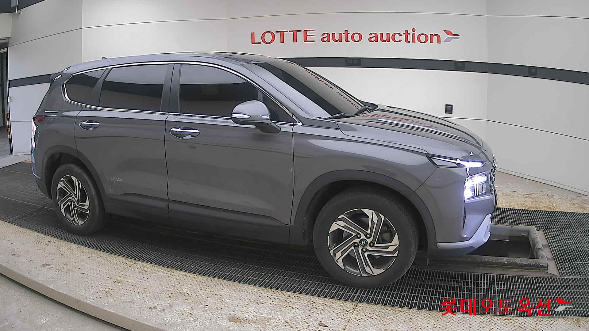 هيونداي سانتافي 2021 - صورة 22