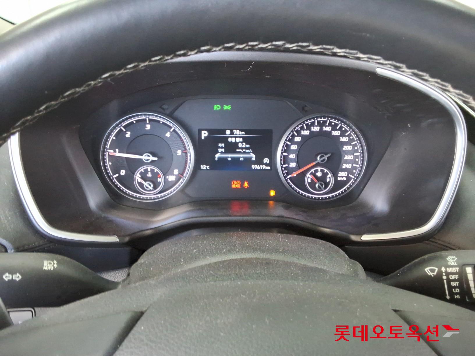 هيونداي سانتافي 2021 - صورة 30